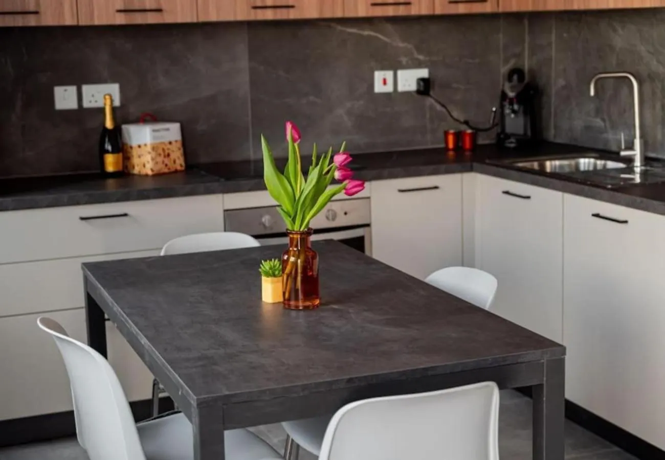 Amazing 2 Bed In Gzira Centre - Designer Finish Apartment