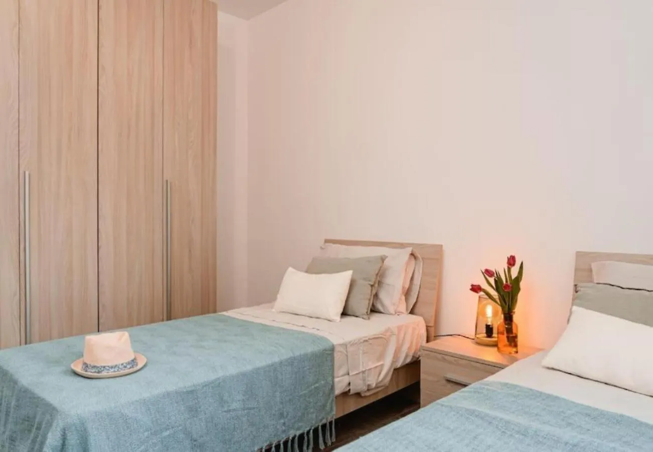 Amazing 2 Bed In Gzira Centre - Designer Finish Apartment Malta