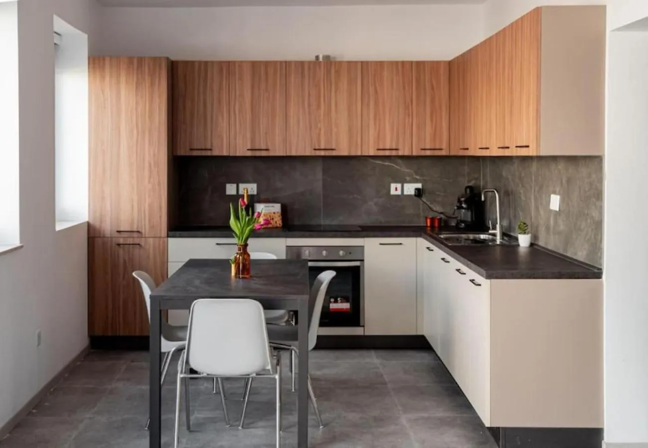 Amazing 2 Bed In Gzira Centre - Designer Finish Apartment 0*,  Malta